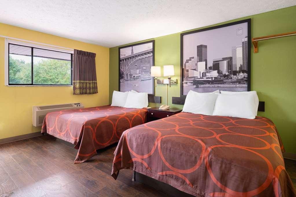 Rodeway Inn Youngstown Room photo